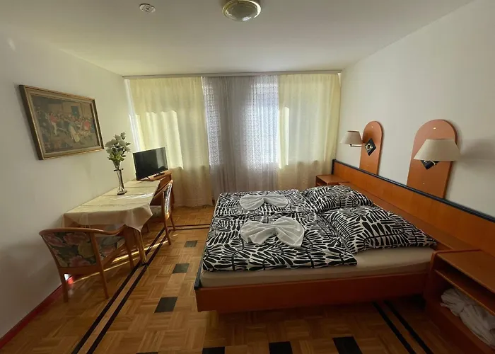 Pension 4 Bett Zimmer 1